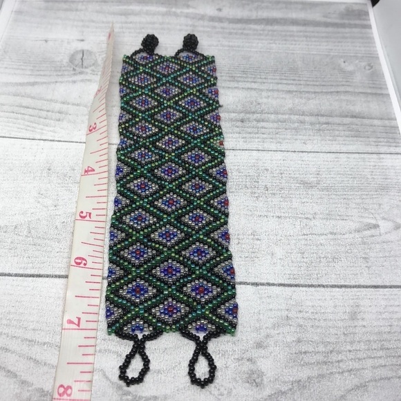 Handmade artisan glass sead beaded boho style bracelet - Picture 3 of 5